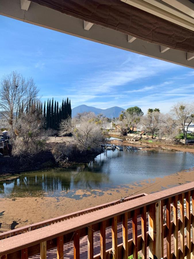 Clearlake Oaks Stunning 3,400 Sq Ft Lake House W Boat Dock, Sauna, Steam Shower, And Moreヴィラ エクステリア 写真